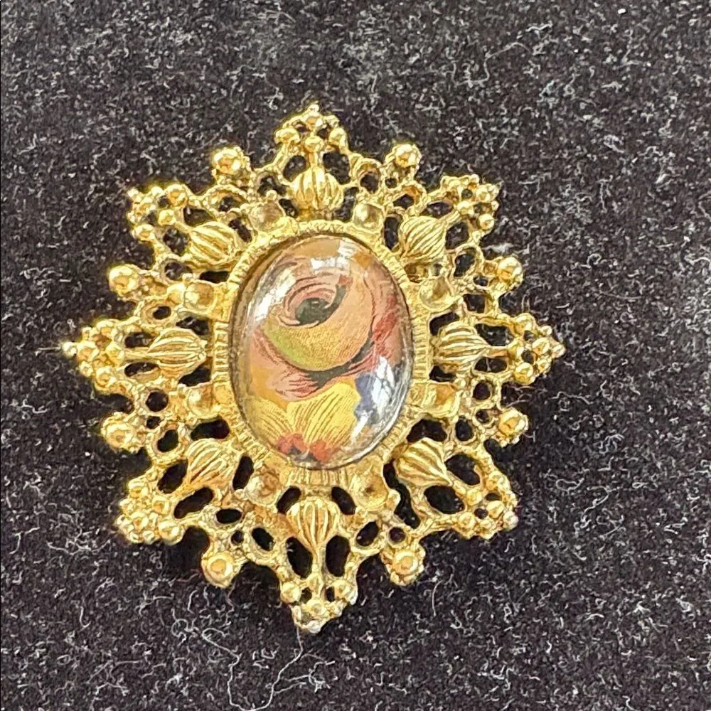 Elegant Scroll Brooch with Rose